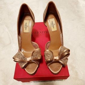 Valentino Garavani Pink Satin Lace Bow Pumps With Box, Dust Bag, Card, Size 39.5